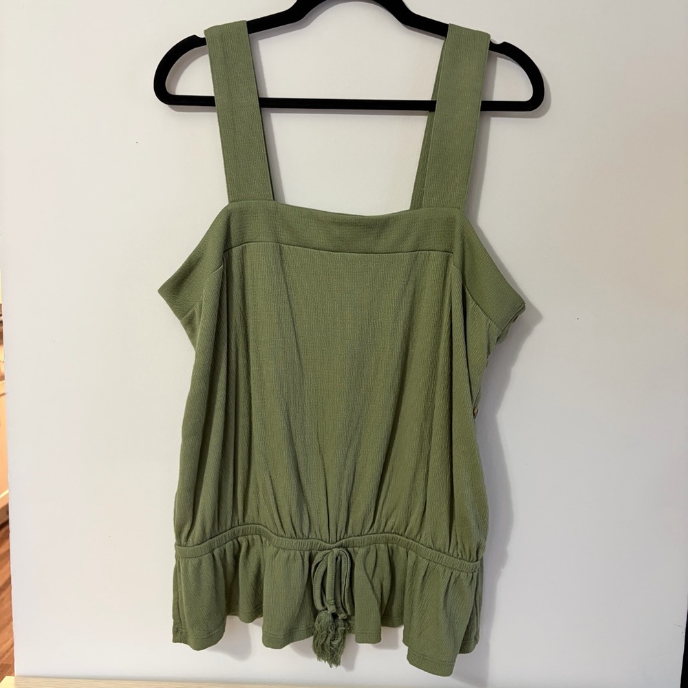 Time and Tru Olive Green Sleeveless Blouse